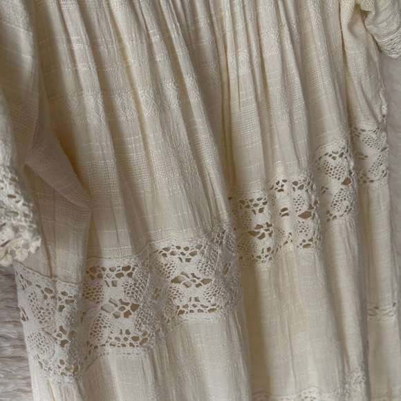 American Eagle Outfitters Cream Lace Mini Dress - Picture 4 of 9